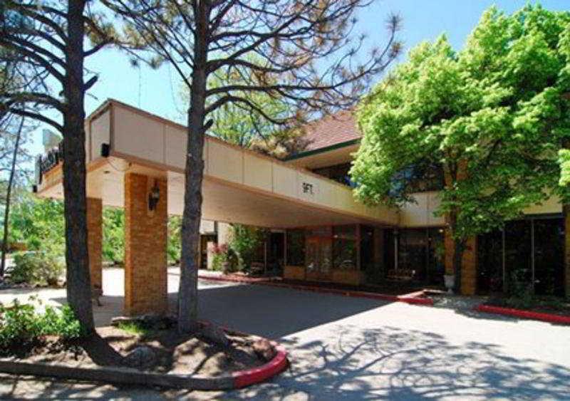 Rodeway Inn And Suites Boulder Broker Bagian luar foto